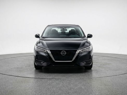 Used 2025 Nissan Sentra SV FWD image 2