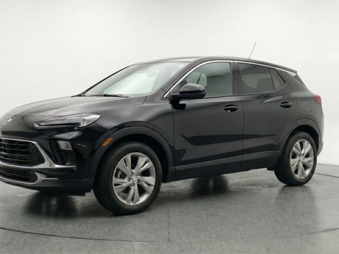 Used 2025 Buick Encore GX Preferred FWD image 3