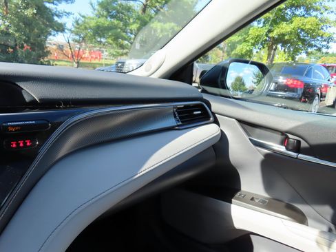 Used 2024 Toyota Camry XSE w/ Navigation Package image 23