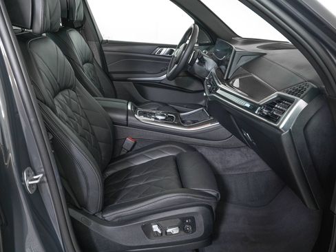 Used 2026 BMW X5 M60i AWD/4WD image 8