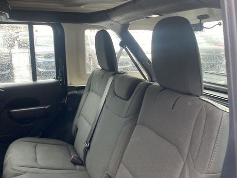 Certified 2022 Jeep Wrangler Unlimited Sport image 10