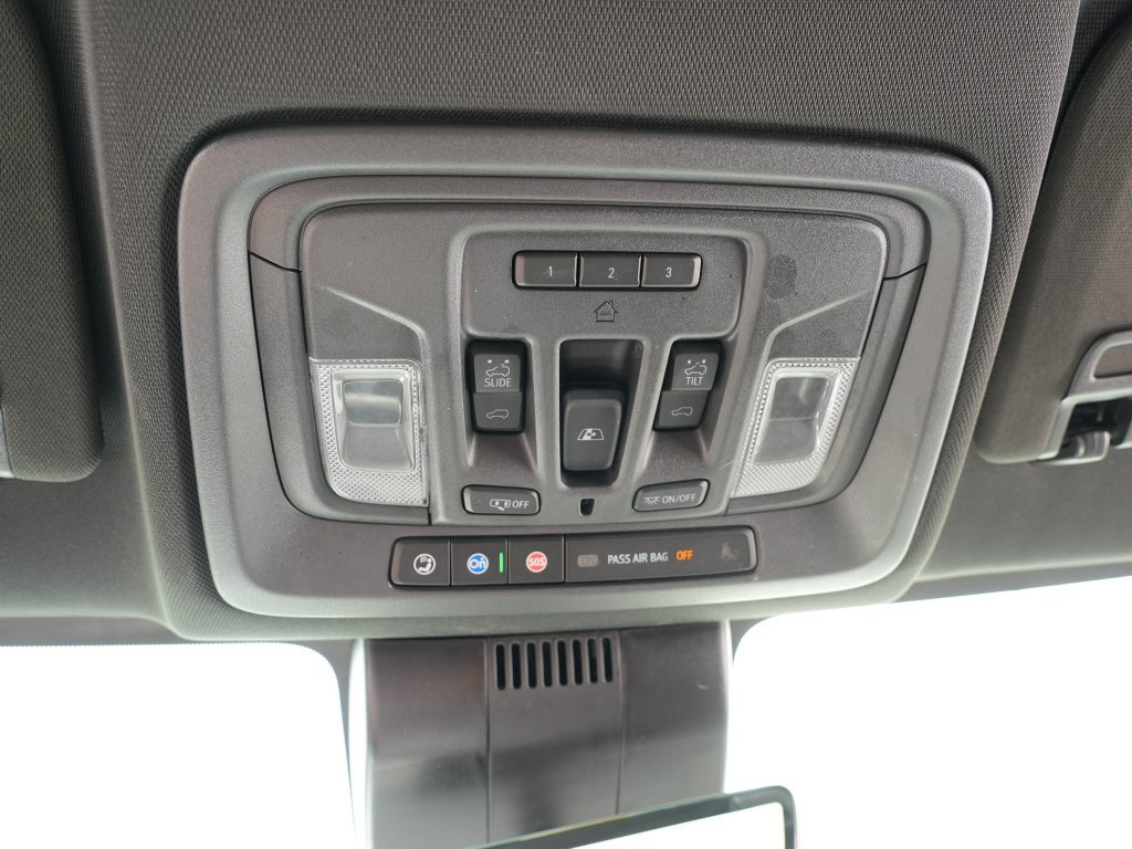 Certified 2024 Chevrolet Silverado 3500 High Country w/ High Country Premium Package AWD/4WD image 40