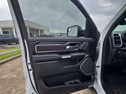 Used 2023 RAM 1500 Laramie AWD/4WD image 14