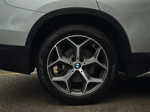 Used 2017 BMW X1 xDrive28i AWD/4WD image 65