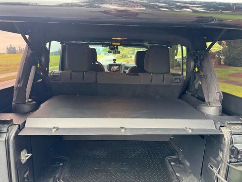 Used 2015 Jeep Wrangler Unlimited Sport image 38