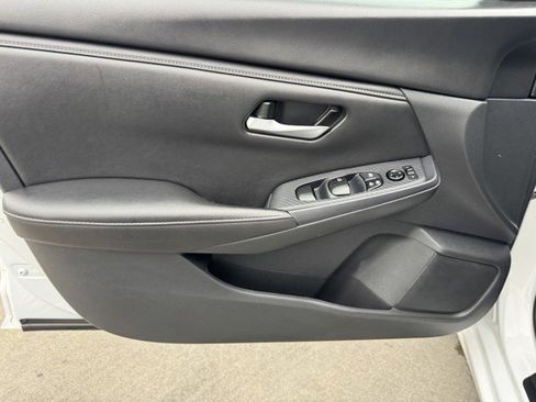 Used 2024 Nissan Sentra SV image 12