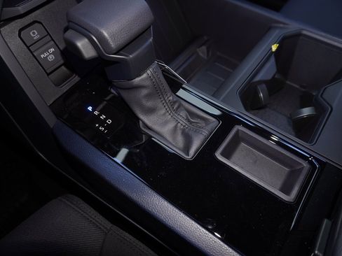 New 2026 Toyota Tundra SR image 16