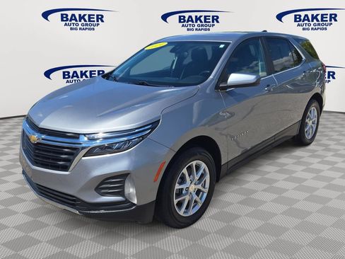 Used 2024 Chevrolet Equinox LT AWD/4WD image 8