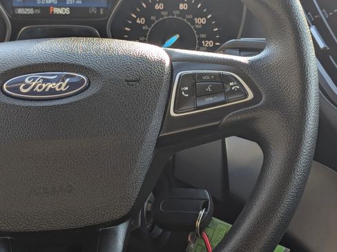 Used 2018 Ford Escape SE w/ SE Sync 3 Package image 22