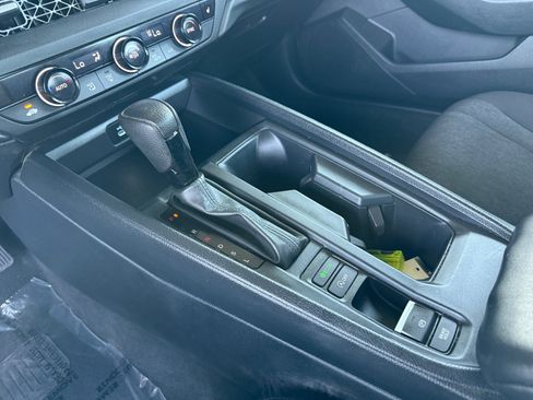 Used 2025 Honda Accord SE image 16