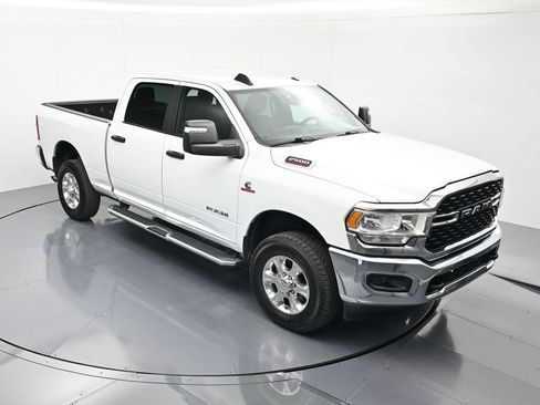 Used 2024 RAM 2500 Big Horn AWD/4WD image 29