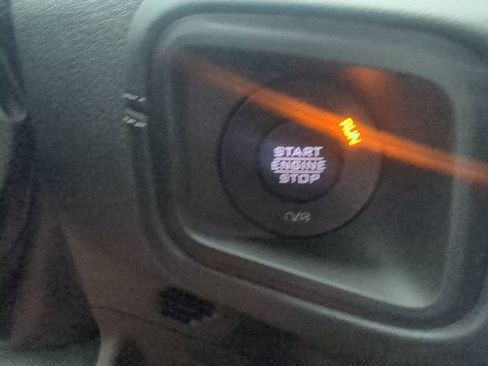 New 2025 Jeep Gladiator Mojave w/ Convenience Group image 25