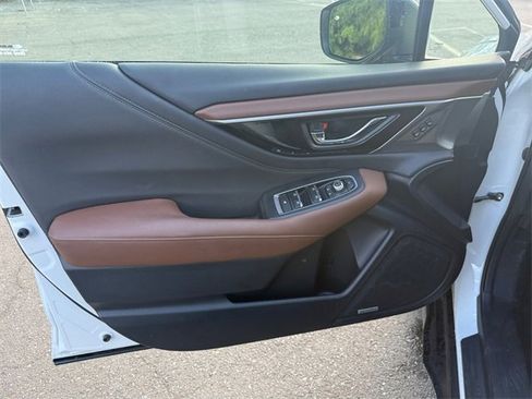 Used 2021 Subaru Outback Touring w/ Popular Package #2 image 11