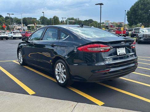 Used 2020 Ford Fusion SE FWD image 7