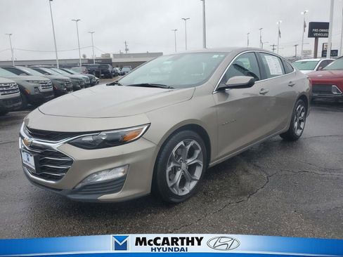 Used 2024 Chevrolet Malibu LT FWD image 1