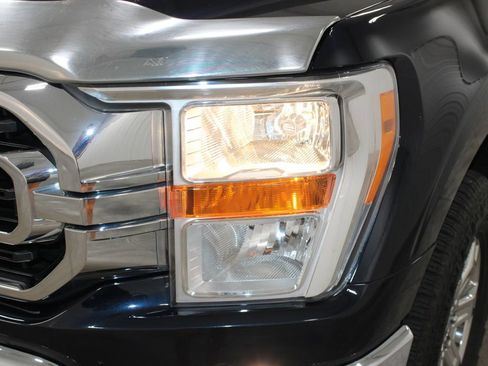 Used 2023 Ford F150 XLT w/ XTR Package AWD/4WD image 12
