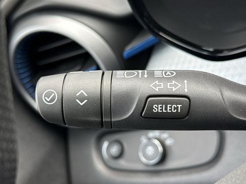 New 2026 Chevrolet Trax LS w/ LS Convenience Package FWD image 14