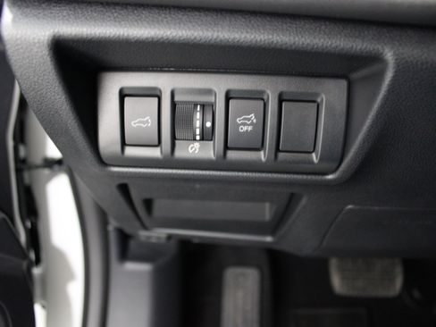Used 2025 Subaru Outback Wilderness AWD/4WD image 8