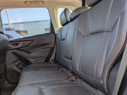 Certified 2022 Subaru Forester Touring AWD/4WD image 15