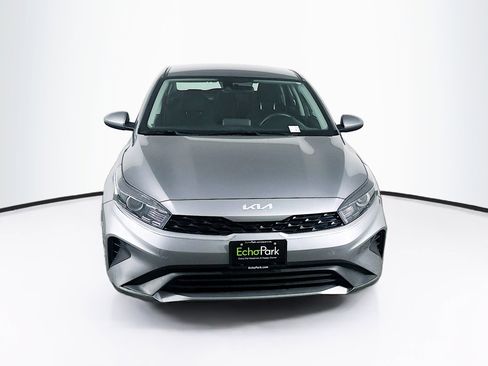 Used 2024 Kia Forte LXS image 2