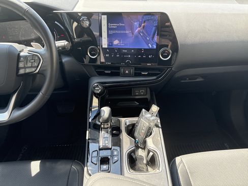 Used 2025 Lexus NX 350 AWD w/ Accessory Package (2T) image 31