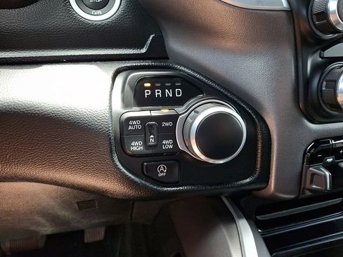 Used 2021 RAM 1500 Big Horn AWD/4WD image 14