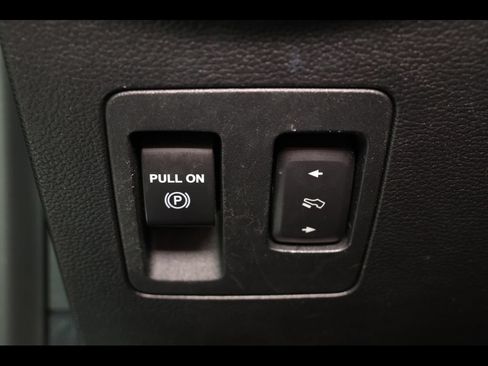 Used 2019 Ford F150 XLT w/ Equipment Group 302A Luxury AWD/4WD image 28