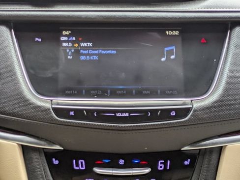 Used 2018 Cadillac XT5 Luxury w/ Driver Awareness Package FWD image 18