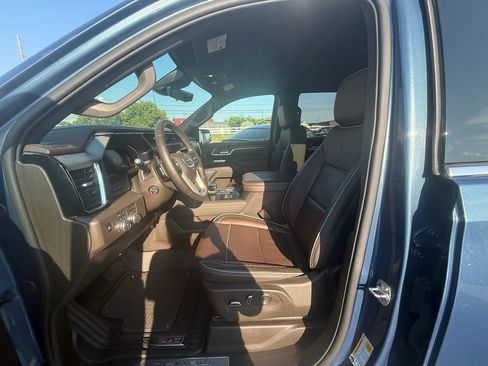 Used 2026 GMC Sierra 1500 Denali w/ Technology Package AWD/4WD image 13