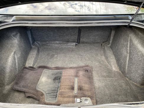 Used 2016 Dodge Challenger SXT image 13