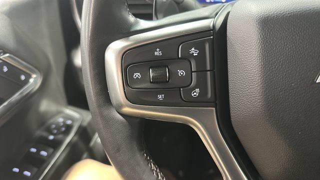 Used 2023 Chevrolet Silverado 1500 RST AWD/4WD image 13