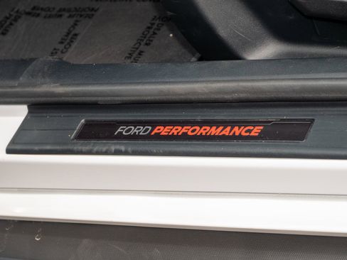 Used 2022 Ford Mustang Shelby GT500 w/ Technology Package image 51