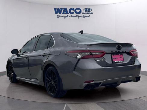 Used 2021 Toyota Camry XSE image 8