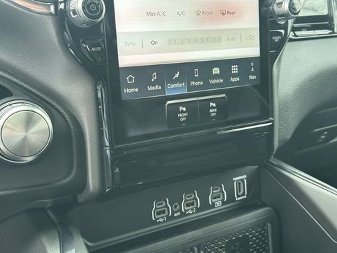 New 2026 RAM 1500 Laramie image 32