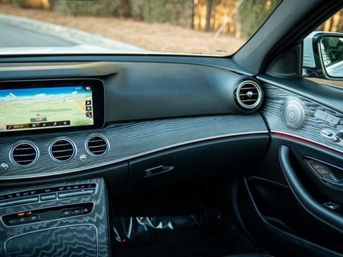 Used 2021 Mercedes-Benz E 350 Sedan w/ Premium Package image 34