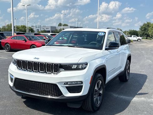 Used 2022 Jeep Grand Cherokee Limited 4xe AWD/4WD image 7
