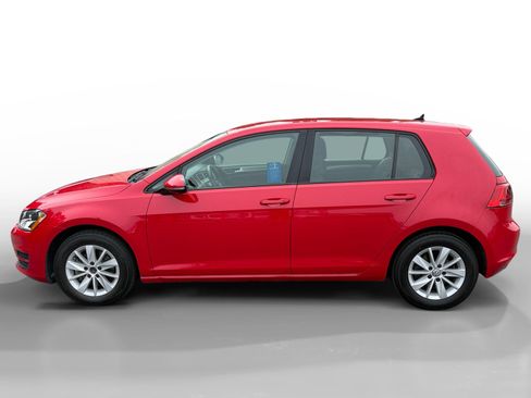 Used 2016 Volkswagen Golf S image 2