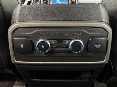 Used 2021 Ford Expedition Max XLT AWD/4WD image 19