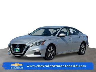Used 2021 Nissan Altima 2.5 SV video 1