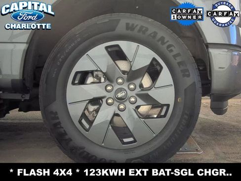 Used 2025 Ford F150 Lightning Flash image 10