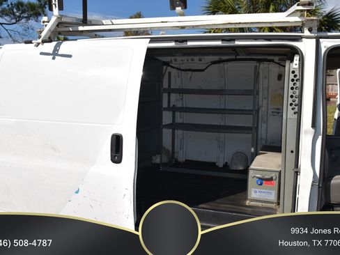 Used 2012 Chevrolet Express 2500 w/ Power Package image 11