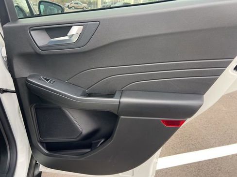 Used 2024 Ford Escape ST-Line w/ Tech Pack #1 image 12