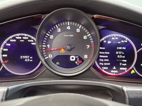 Used 2022 Porsche Panamera Platinum Edition w/ Sport Chrono Package RWD image 17