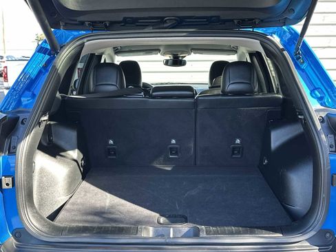 Used 2023 Jeep Cherokee Altitude Lux image 25