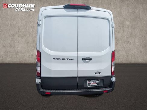 New 2026 Ford Transit 250 148 Medium Roof RWD image 7