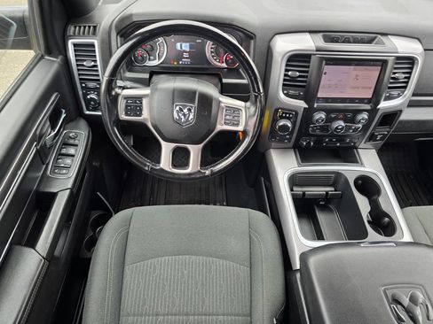 Used 2023 RAM 1500 Warlock AWD/4WD image 10