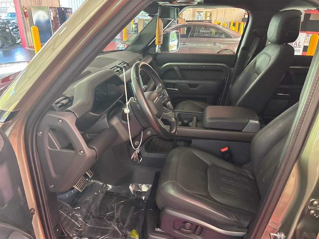Used 2021 Land Rover Defender 110 X AWD/4WD image 5