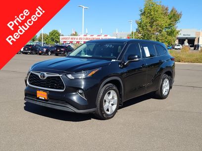 Used 2022 Toyota Highlander LE