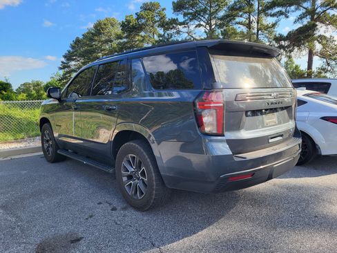 Used 2021 Chevrolet Tahoe Z71 w/ Luxury Package AWD/4WD image 6