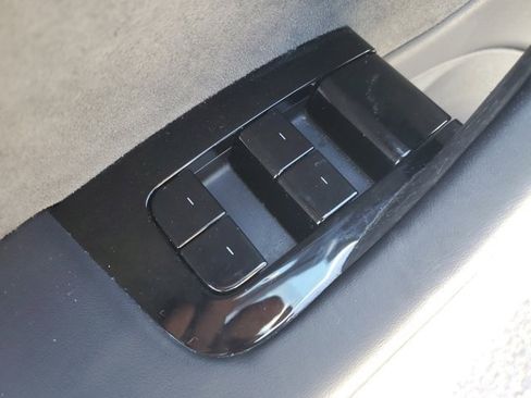 Used 2018 Tesla Model 3 Long Range image 14